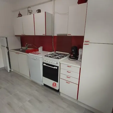 Edit Apartmanhaz