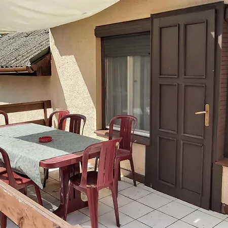 Edit Apartmanhaz * Hajdúszoboszló