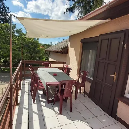 Edit Apartmanhaz Hajdúszoboszló