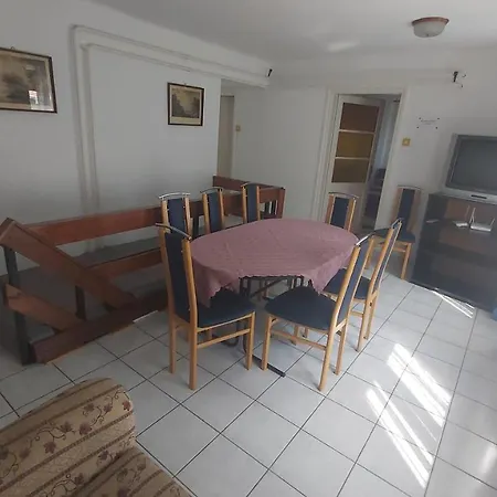 Daire Edit Apartmanhaz