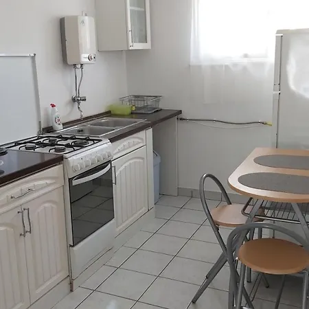 Daire Edit Apartmanhaz Hajdúszoboszló