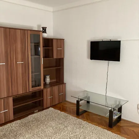 Daire Edit Apartmanhaz Hajdúszoboszló