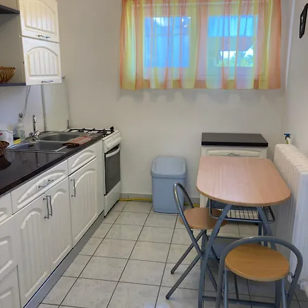 Edit Apartmanhaz Hajdúszoboszló